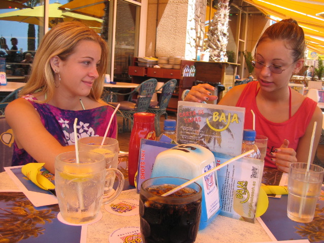 Jacey and Kelsey lunching