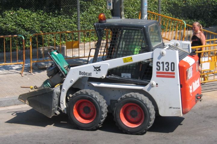 Heavy equipment in downtown Barcelona
