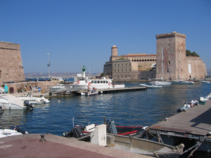 A well-guarded port