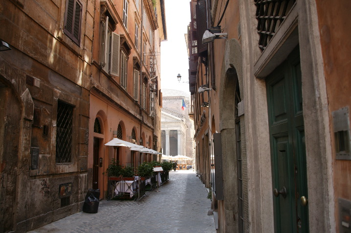 First glimpse of the Pantheon